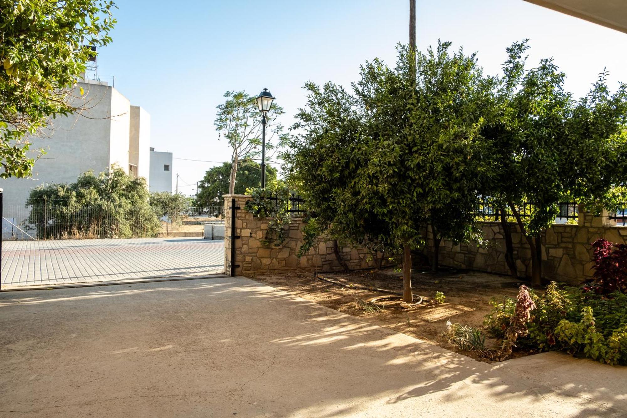 Spacious House In A Quiet Neighbourhood Ierapetra  Exterior photo